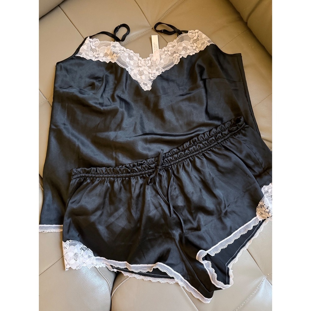 Victoria's Secret Satin Lace Cami and Shorts Pajama Set Black Large 11052199